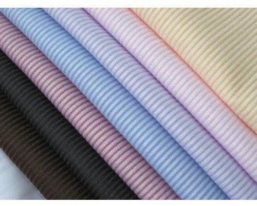 Cotton Lining Shirting Fabrics, Width : 58 inches