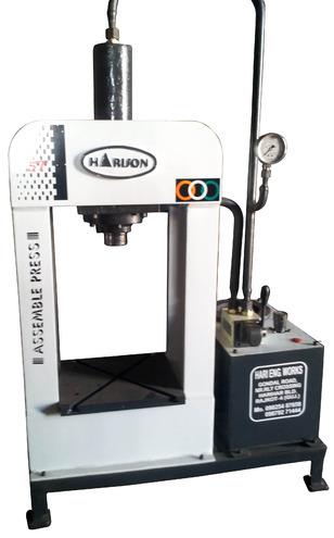 Semi-Automatic H Frame Hydraulic Press, Voltage : 380 V