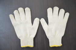 Cotton Safety Gloves, Feature : Soft texture