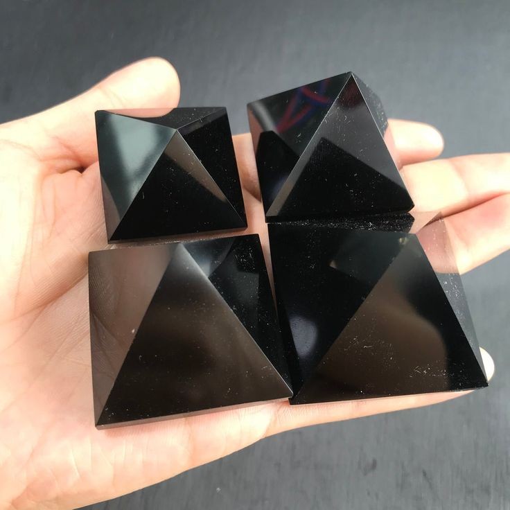Black obsidian High quality polished pyramid
