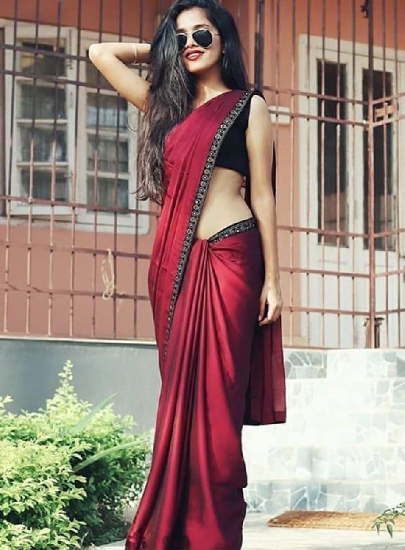 Party Wear Sarees, Feature : Anti Shrink, Anti Wrinkle, Attractive Designs, Dry Cleaning, Easy Washable