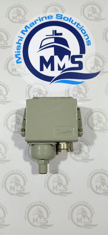 Square Polished KPS-31 Danfoss Pressure Switch, Design : Standard, Media Type : Gas