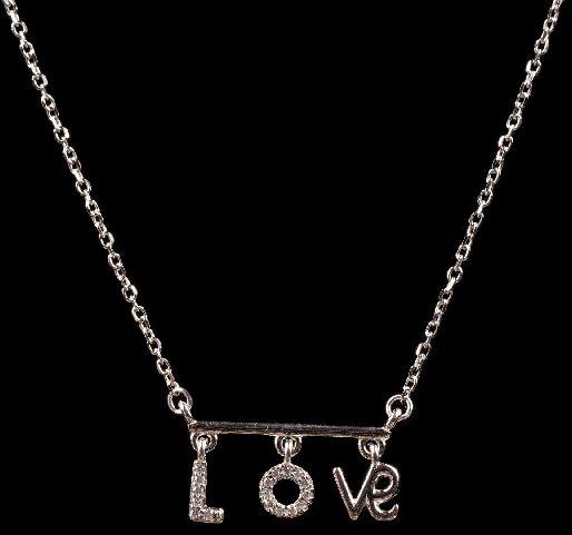 Attractive Love Necklace For Your Valentine