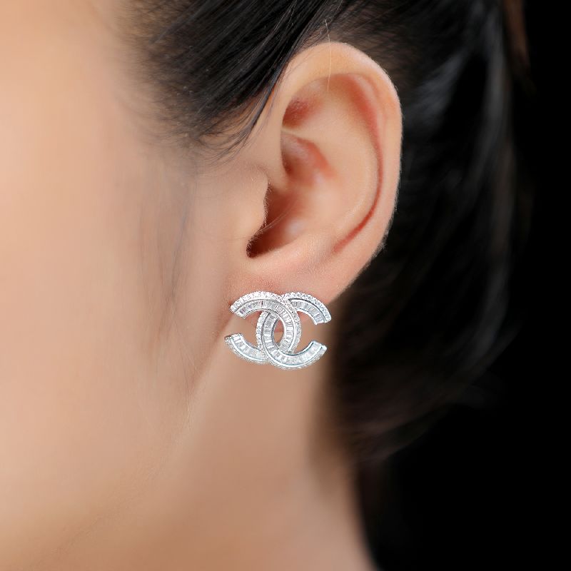 Dazzling Diamond Design Earring