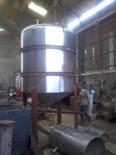 Stainless Steel Vertical Storage Tank