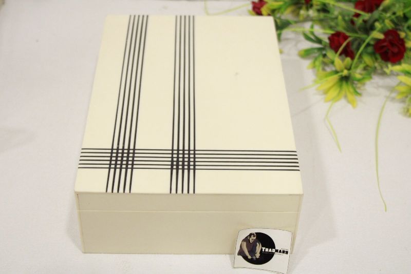 Rectangle white black lining design resin gift box