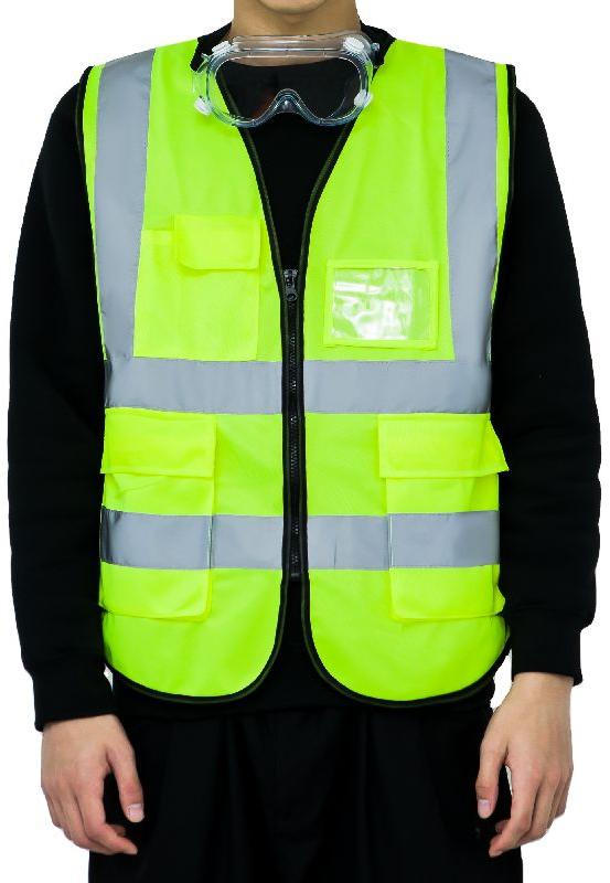 Polyster Reflective Vest, for Auto Racing, Construction, Sea Patrolling, Traffic Control, Certification : ISI Certified