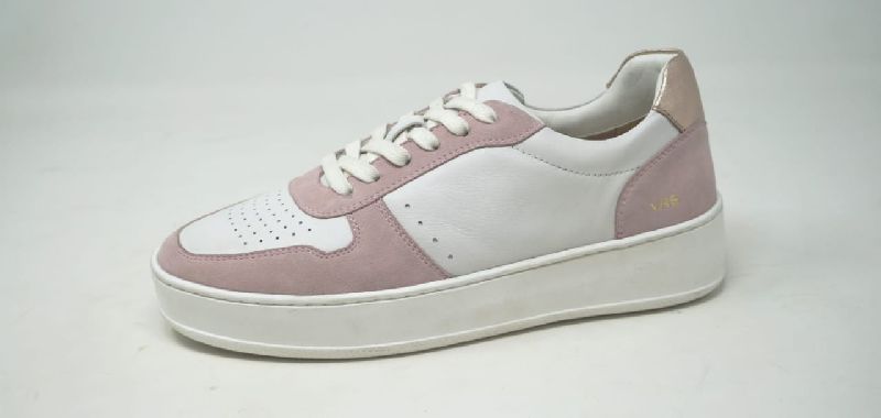Ladies Sports Shoes