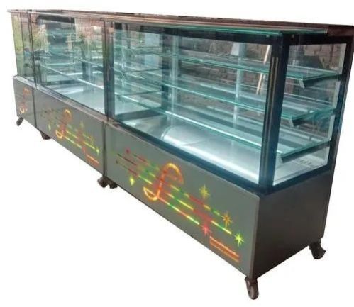 5 Feet Cake Display Counter