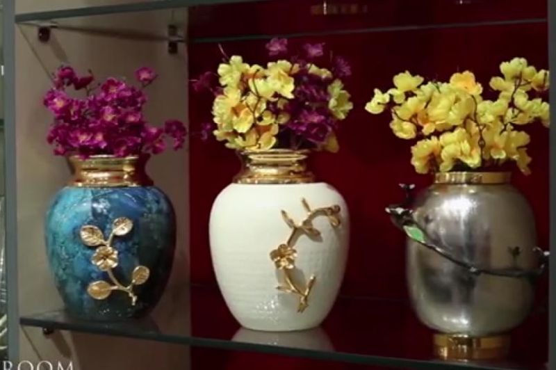 Iron Flower Vases