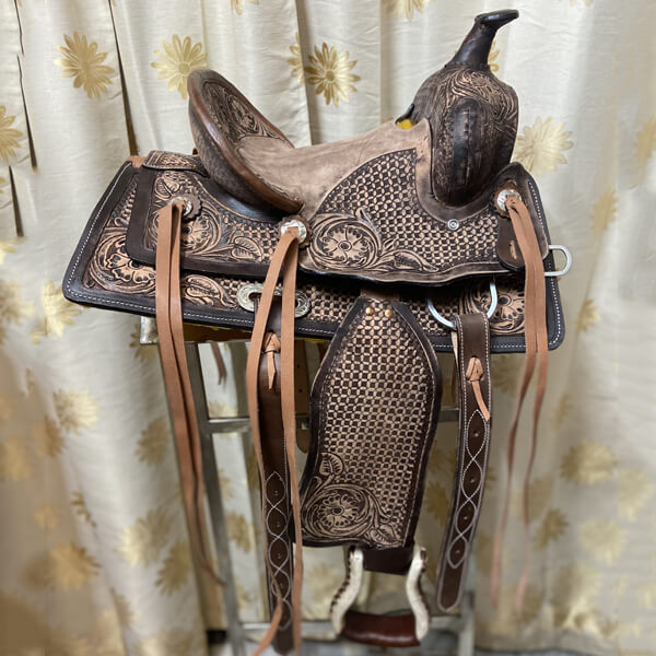 WN-04 Horse Western Saddle, Feature : Abrasion-Resistant