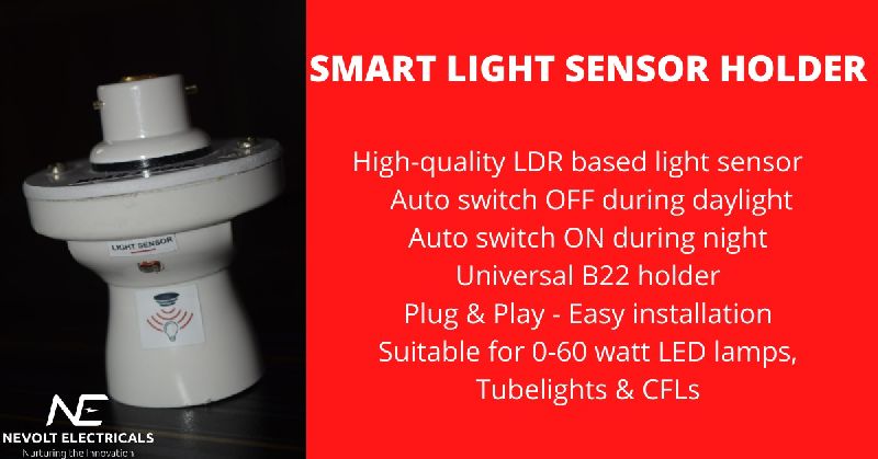 Automatic on off light sensor with holder