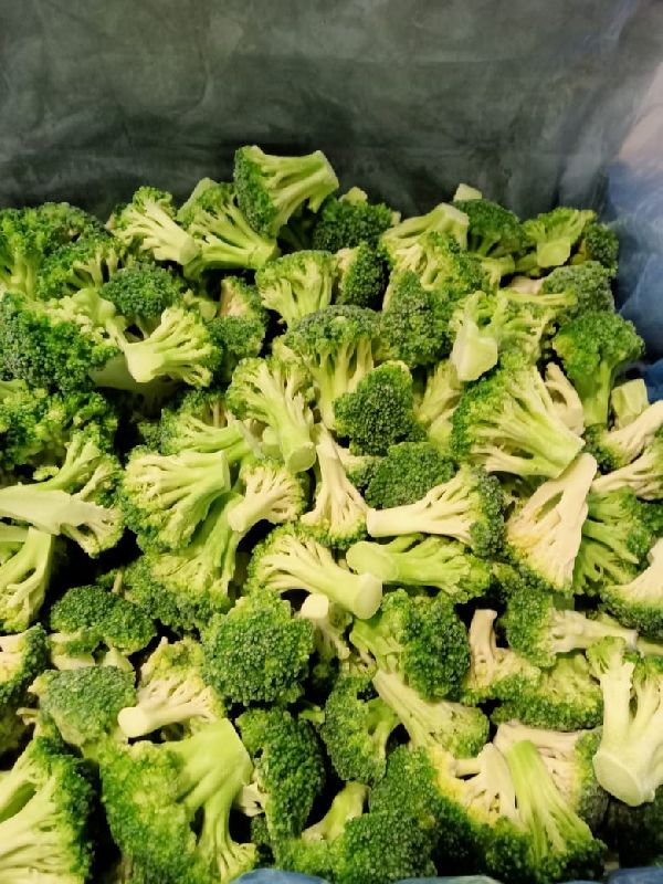 Natural Frozen Broccoli Florets, Feature : Fresh Taste, Good For Health, Nutritious, Pure Hygienic
