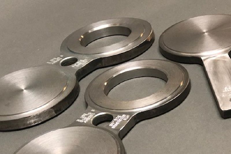 High Pressure Round Polished Spectacle Flanges, for Industry Use, Certification : ISI Certified