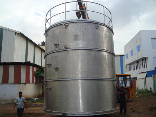 Vertical Cylindrical Tank