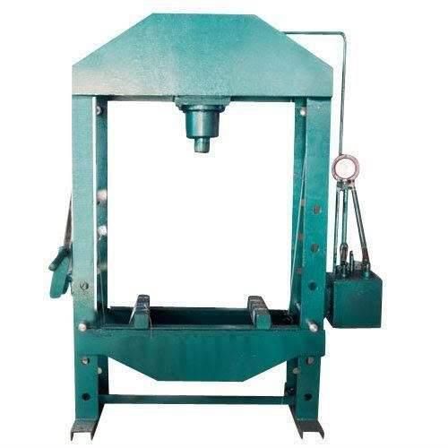 Chrome Finish Manual Hydraulic Press Machine, Specialities : Rust Proof, Long Life, High Performance