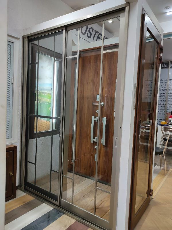 Aluminium Sliding Window With Mesh, Feature : Attractive Design, Durable, Fine Finished, Hard Structure
