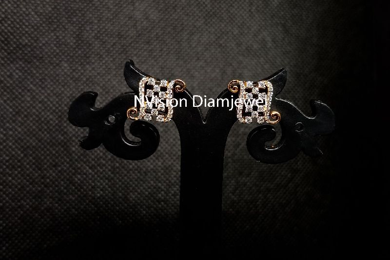 18KT Gold Natural Diamond Earrings