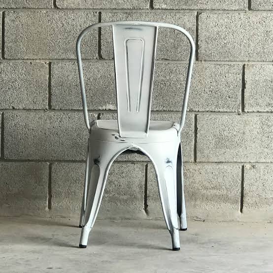 Polished Iron Distress Finish Chair, Style : Antique