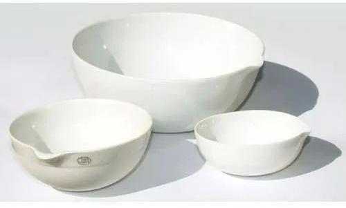White Conical Polished Glass Laboratory China Dish