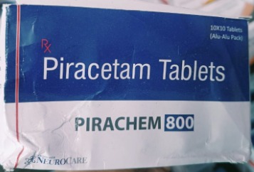 White. Pirachem 800 Tablets