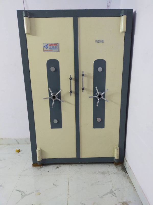 Black Polished Cast Iron double door safe, Feature : Corrosion Proof, Eco Friendly