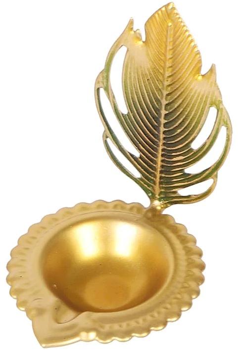 Yellow Polished metal diya, for Home Decor, Hotel, Office, Pooja, Size ...