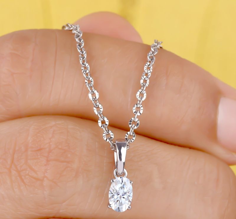 Diamond Pendant, Outer Material : Silver