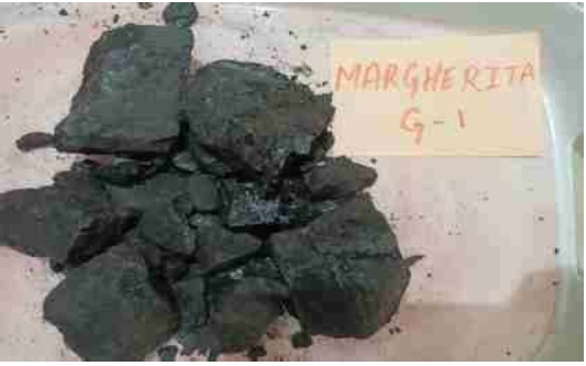 Black Solid Lumps raw coal, for Steaming, Purity : 80%
