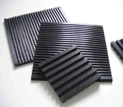 Black Grooved Rubber Pad