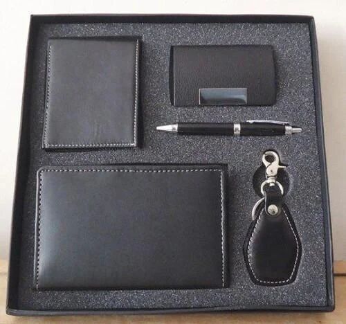 Kwality Fancy Leather Gift Sets, Size : Customized