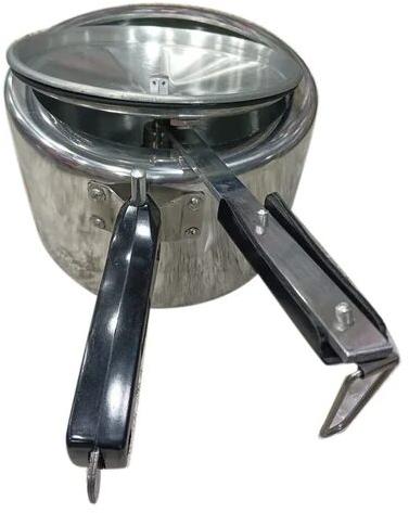 Stainless Steel Pressure Cooker, Capacity : 5Litre