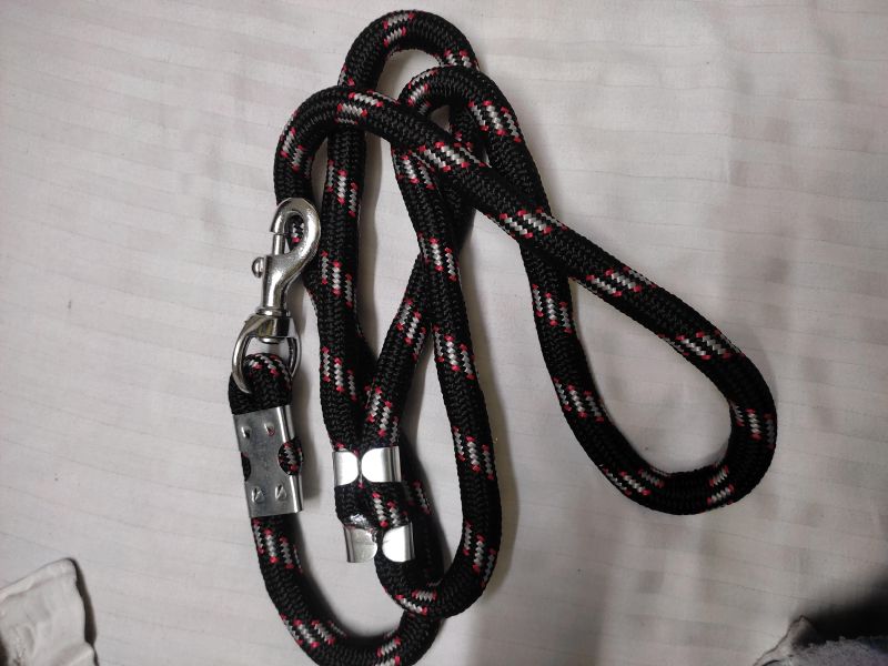 Galvanized dog leashes, Feature : Durable, Easy To Handle, Fine Finish, Handmade, High Durability