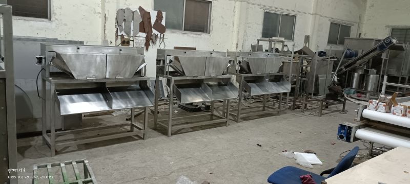 Semi Automatic SS 304 Double Head Halving Machine, for Food Industry, Capacity : 1000 to 1200 Kg/hr.