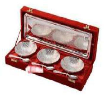 AS-1016 Three Bowl Spoon Tray Set, for Gift Purpose, Hotel, Restaurant, Home, Bowl Size : 3.5 Inch (Aluminium)