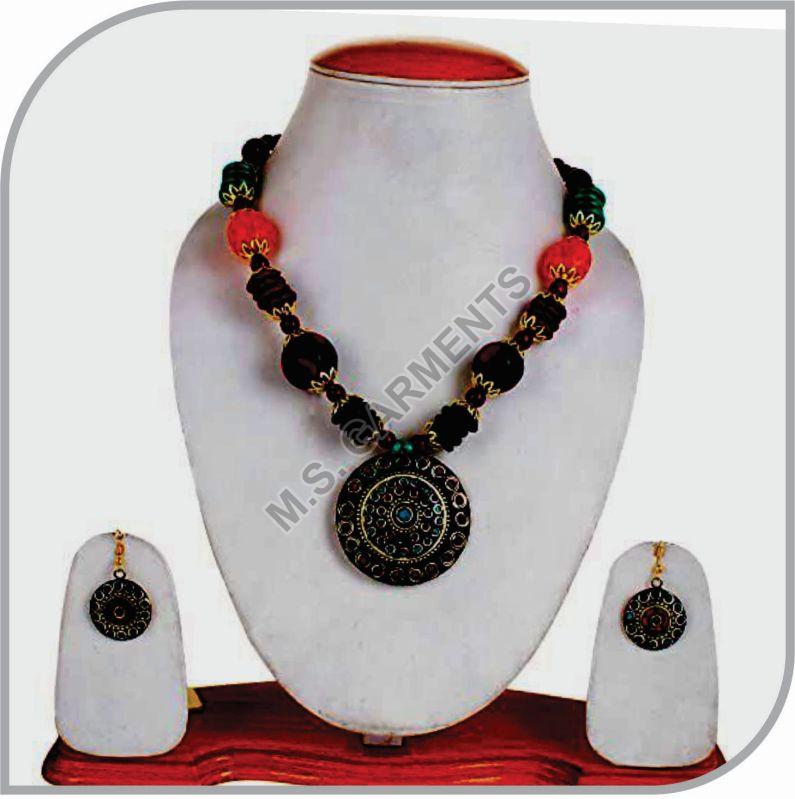 Polished Brass Pendant Tibetan Necklace Set, Packaging Type : Packet