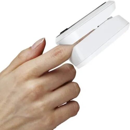 Fingertip Pulse Oximeter, Display Type : color LED display