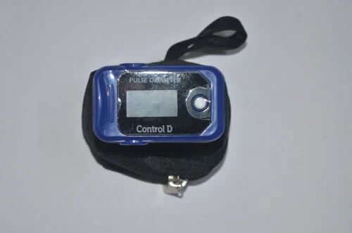 Control D Pulse Oximeter, Display Type : Single Color LED