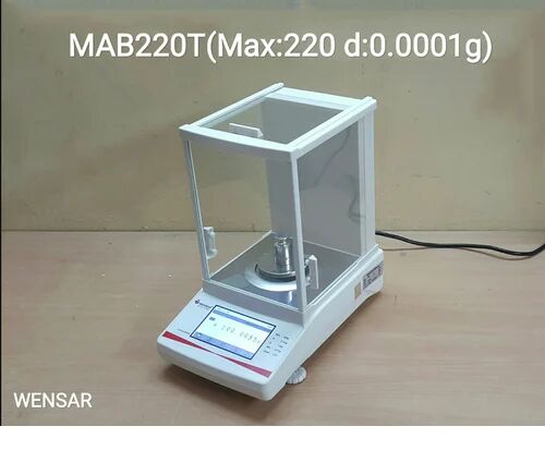 Analytical Balance, Capacity : 220g