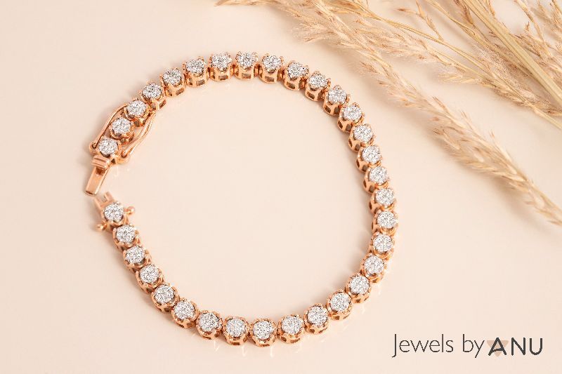  14k gold diamond bracelet, Gender : Female