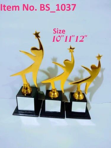 Metal Dancing Trophy, Color : Golden