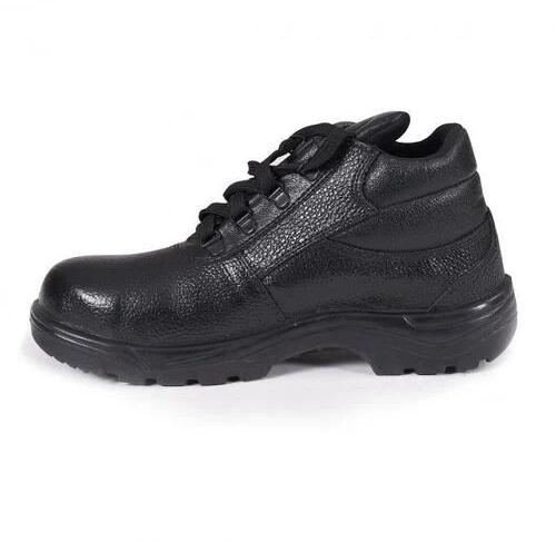 Leather safety shoes, Outsole Material : Rubber