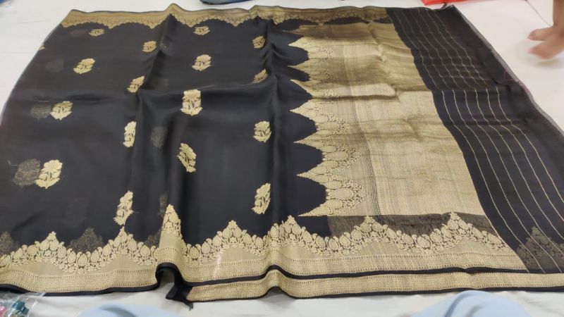 Printed Black Banarasi Silk Saree, Occasion : Bridal Wear, Party Wear