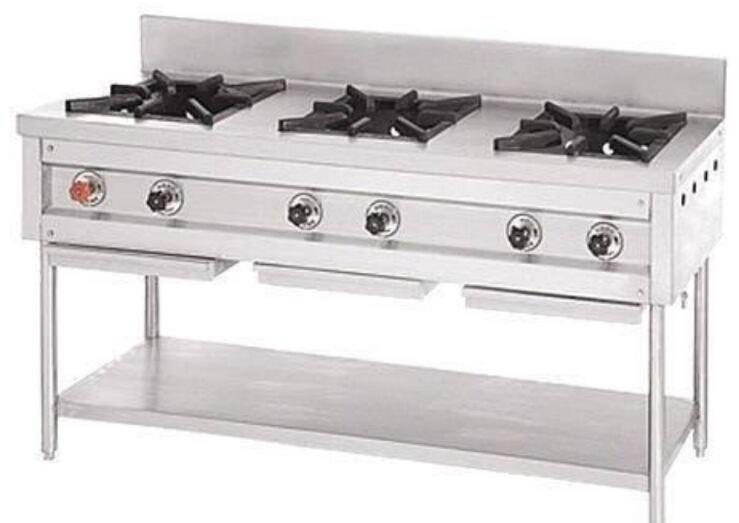Silver Rectangular Polished Stainless Steel Three burner range, for Restaurant, Hotel, Gas Type : LPG