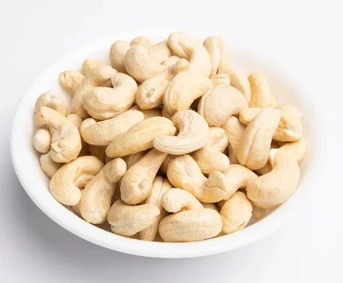 W320 Cashew Nut, Packaging Type : Plastic Packet