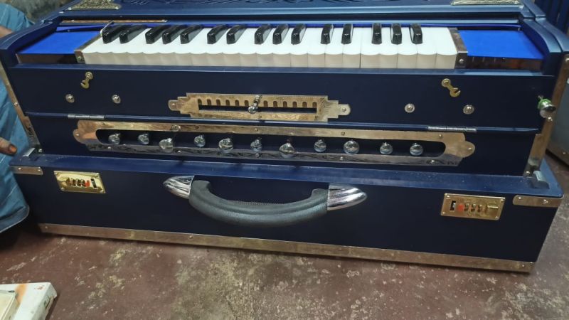 13 scale changer brown wooden harmonium for Musical Use