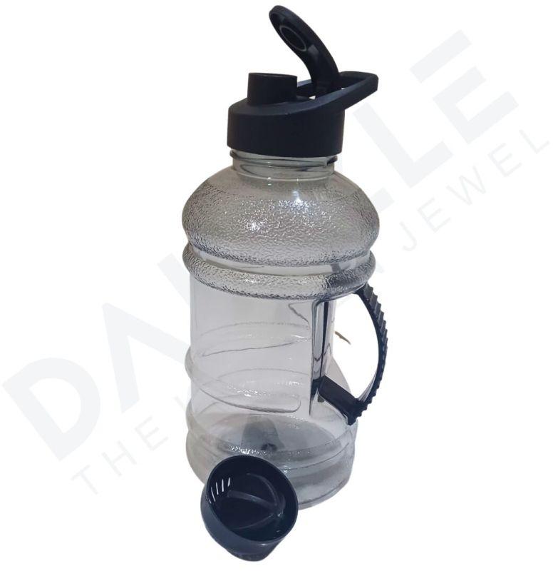 https://img1.exportersindia.com/product_images/bc-full/2023/11/12768781/plastic-shaker-bottle-1700560852-7177067.jpg