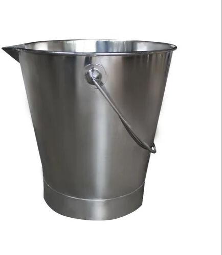 Steel Buckets, Capacity : 15 Ltr