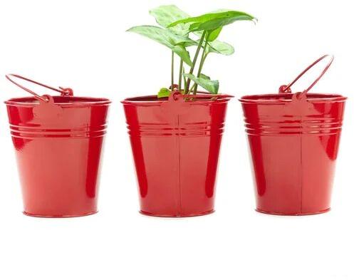 Red Metal Bucket Planter, Size : 4\'\' X 3.5\'\' X 2.75\'\'