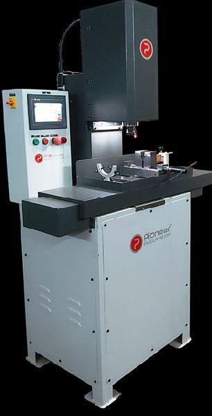 FULLY AUTOMATIC DRILLING &amp; KEYWAY MILLING MACHINE